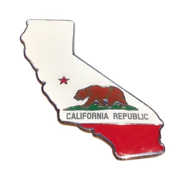 PD California Republic State Bear Fridge Magnet 2" Souvenir Red White Metal - Picture 1 of 3